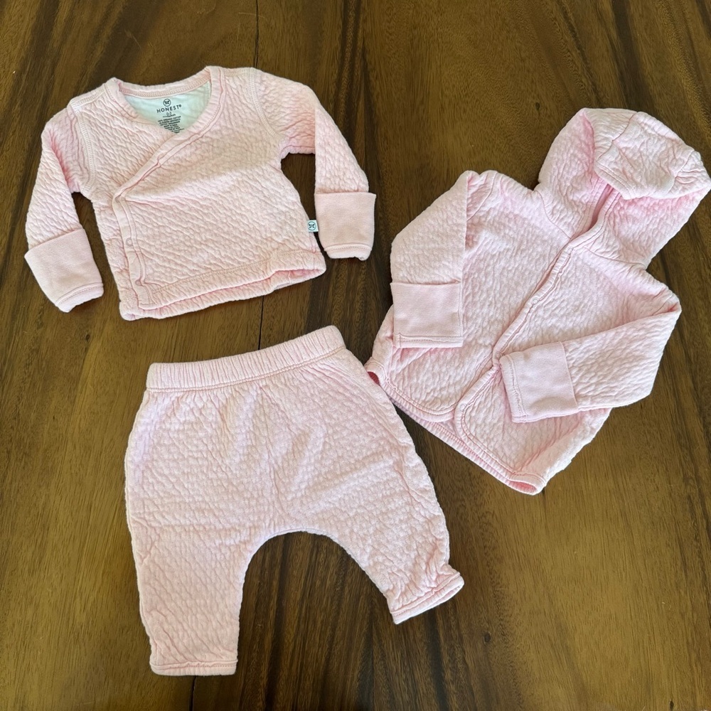 Honest Company Baby Girl Pink Quilted Hoodie Pants Set, Organic cotton size 0-3M